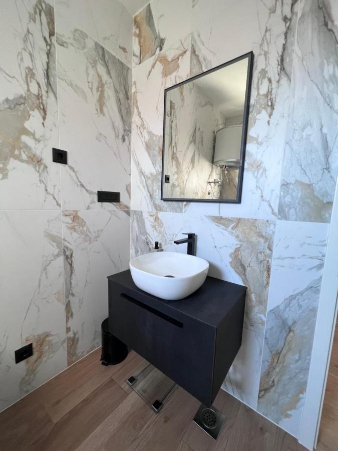 Apartment Nadalina Rogoznica  Eksteriør billede