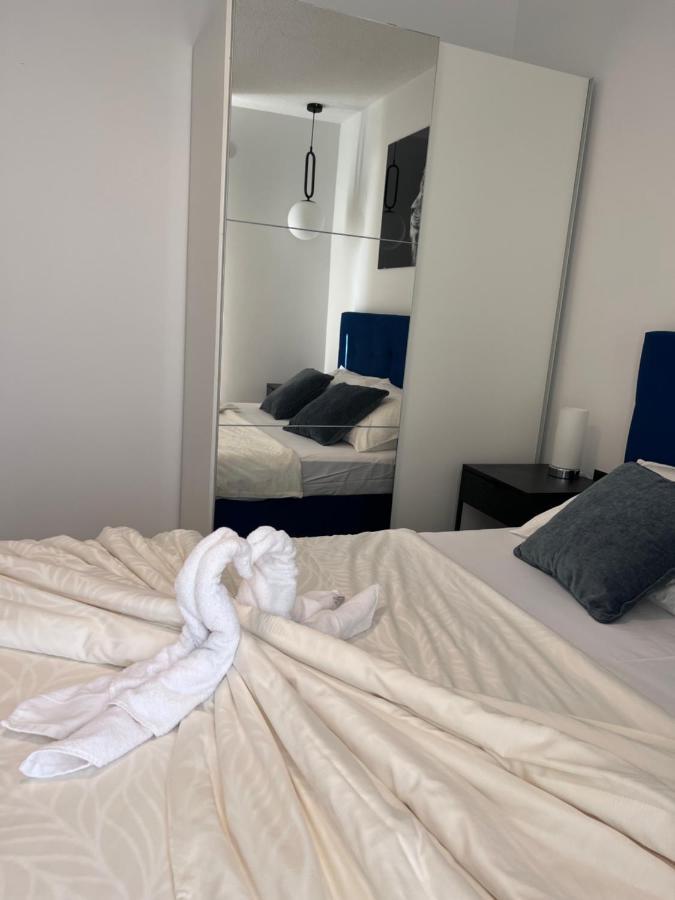 Apartment Nadalina Rogoznica  Eksteriør billede